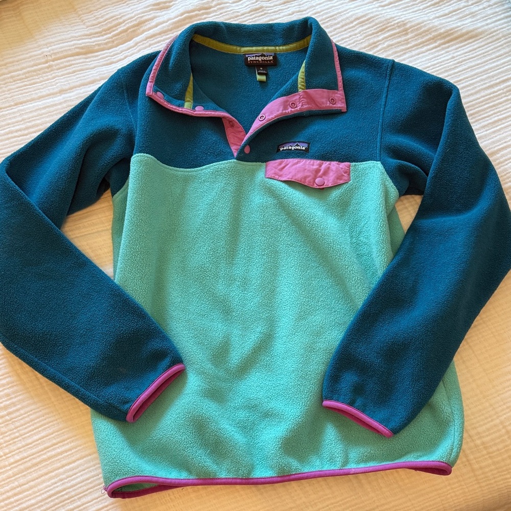 Patagonia Teal and Pink Women's Sweater